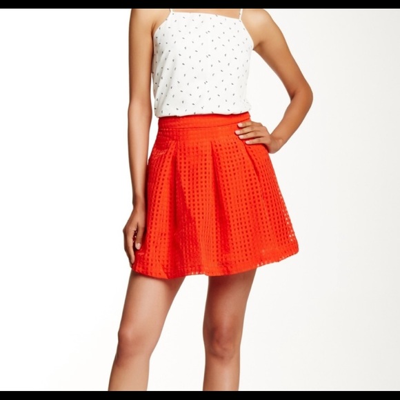 Harlowe and Graham Red A-Line Mini Skirt - Picture 1 of 12